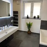 Guenztalblick - Ruhige Lage -125 Qm - Neu Und Komfortabel - Grosse Terrasse Apartament Lauben (Unterallgau)