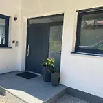 Guenztalblick - Ruhige Lage -125 Qm - Neu Und Komfortabel - Grosse Terrasse *