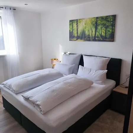 Guenztalblick - Ruhige Lage -125 Qm - Neu Und Komfortabel - Grosse Terrasse